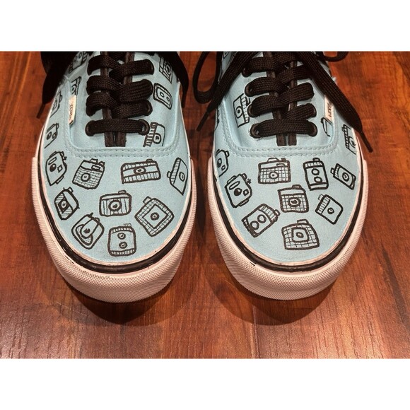 Vans 2013 Custom Culture Contest Light Blue Camera Sneakers Women’s 10.5 Men’s 9 main image 4